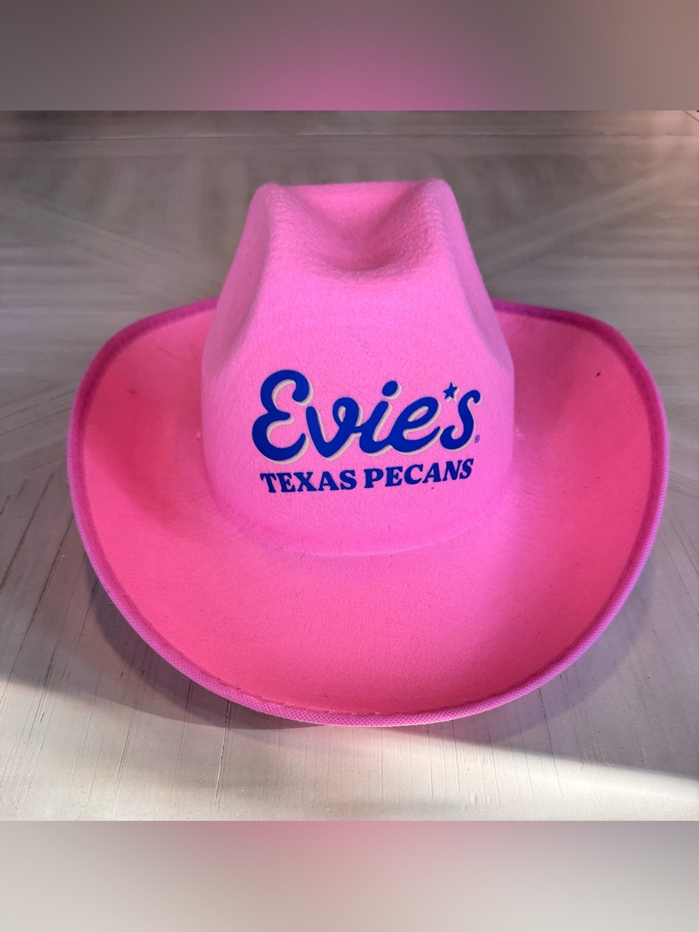 Pink Felt Cowgirl Hat – Evie’s Texas Pecans Promo | Sweets & Snacks Expo 2026